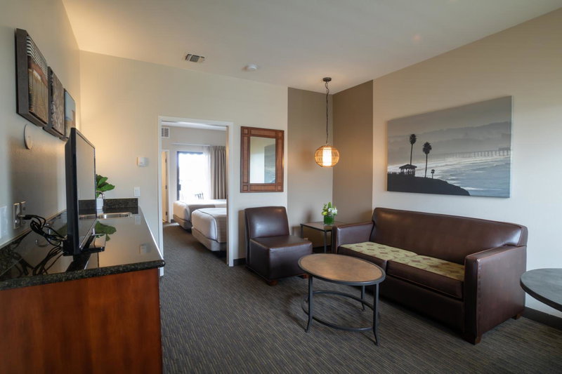 Oxford Suites Pismo Beach, Arroyo Grande, United States