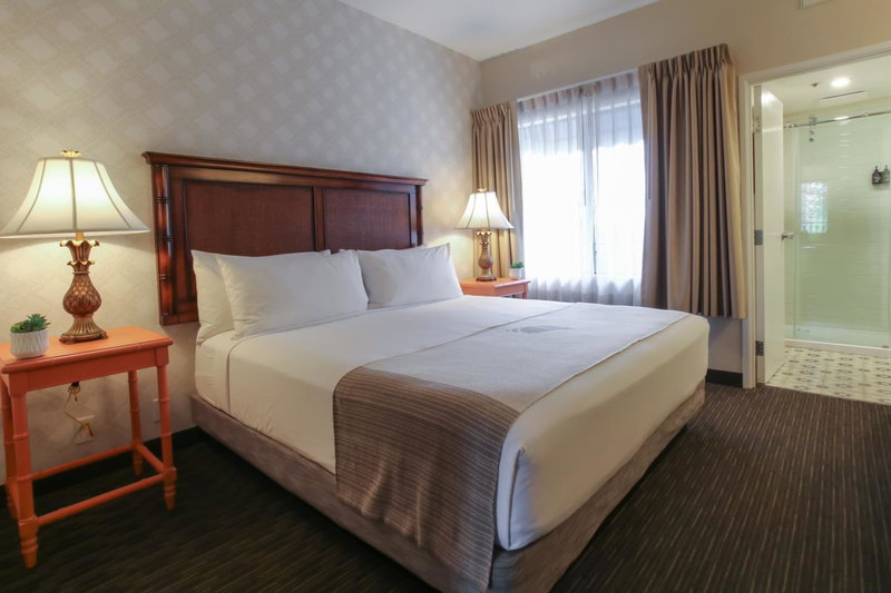 Oxford Suites Pismo Beach, Arroyo Grande, United States