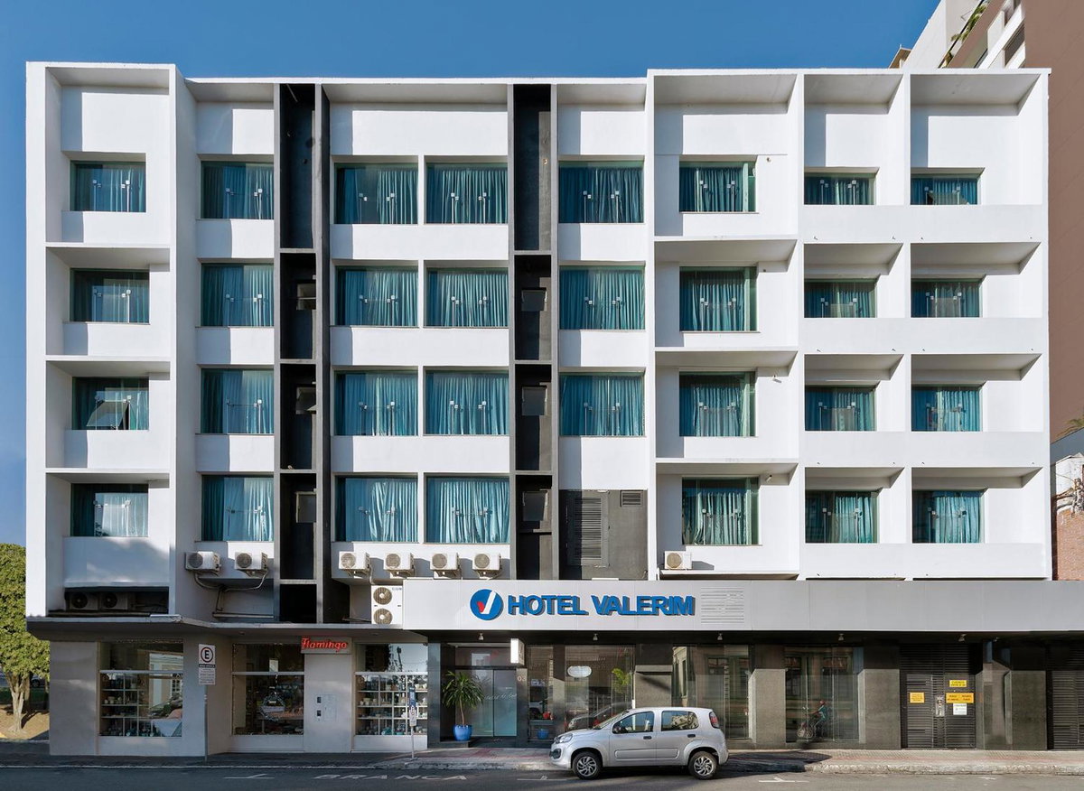 Hotel Valerim Itajaí / Navegantes, Brasil