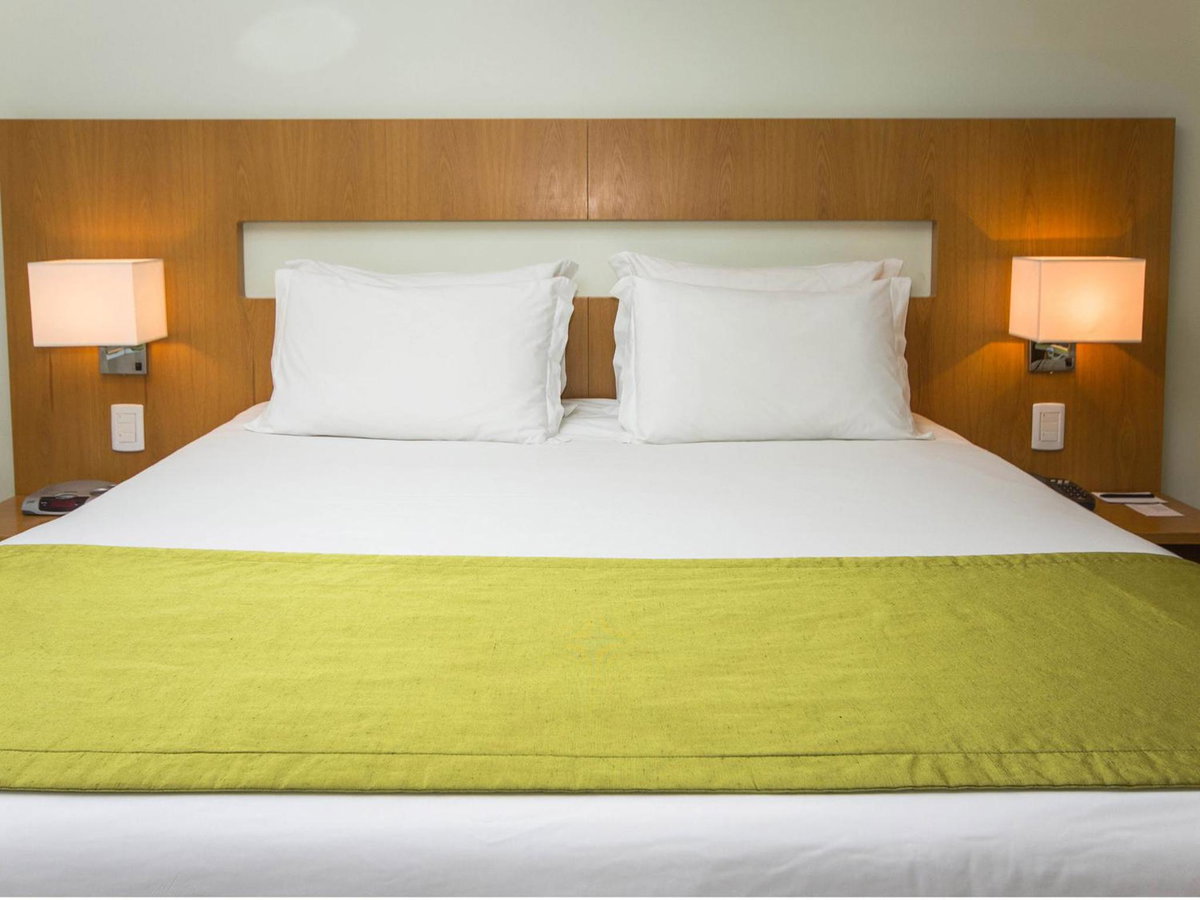 Naoum Hotel, Brazil