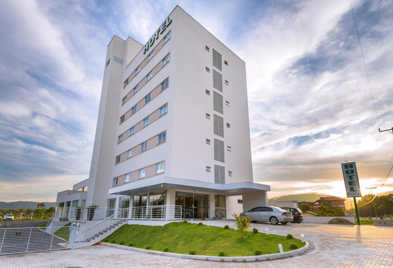 Tri Hotel São João Batista, Brusque, Brasil