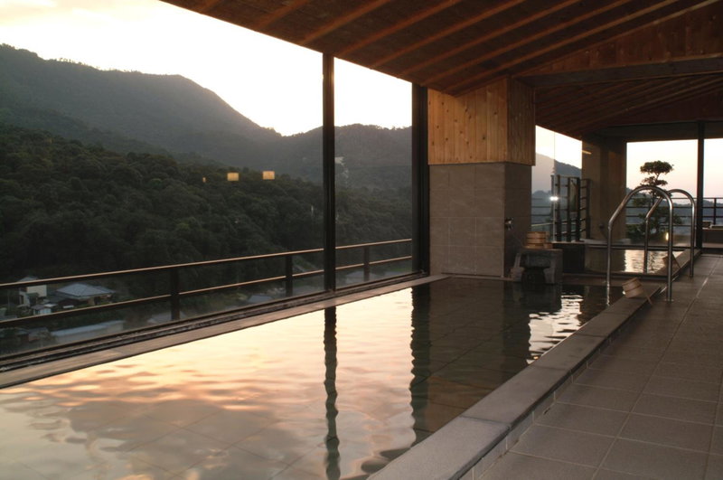 Kotohira Onsen Kotosankaku, Marugame, Japón