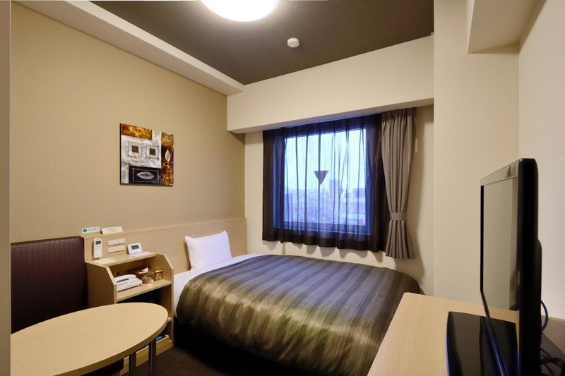 Hotel Route-inn Ebina Ekimae, Atsugi, Japan