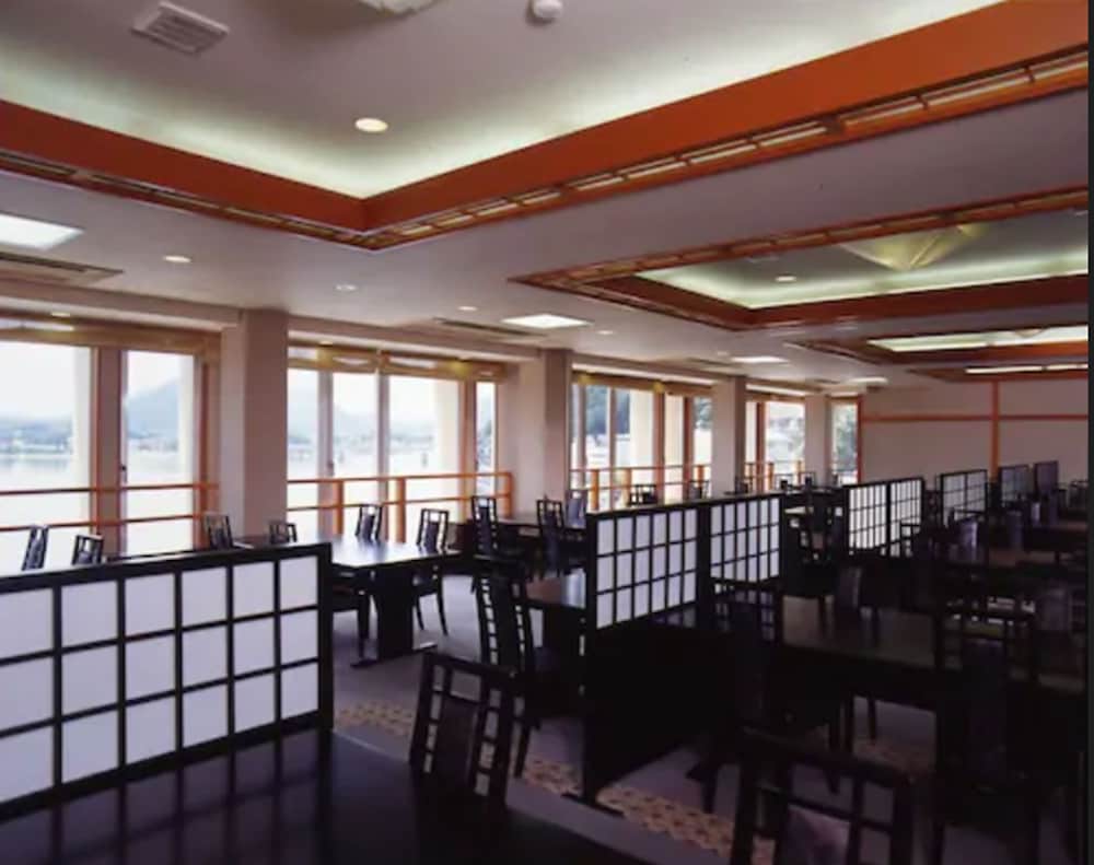 Hotel Mifujien, Japan