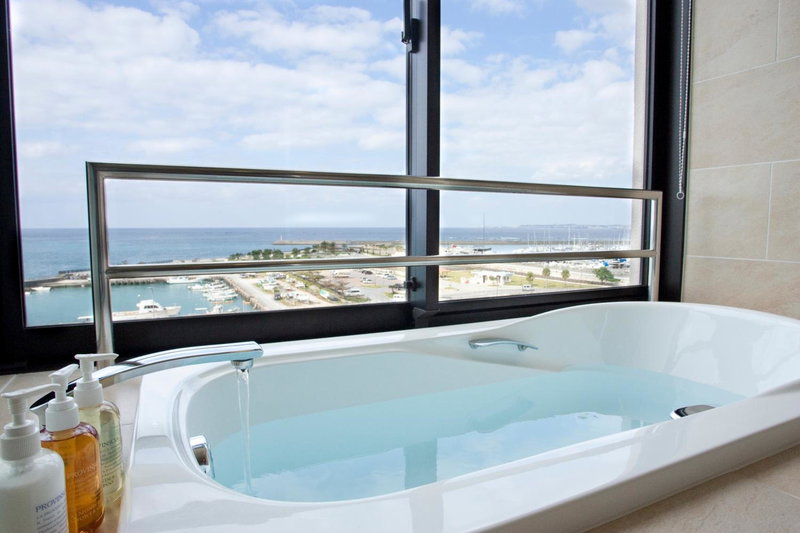 Moon Ocean Ginowan Hotel & Residence, Ginowan, Japan