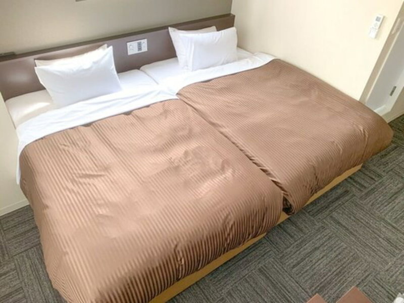 HOTEL LiVEMAX Hiroshima Heiwa Koen-Mae, Hiroshima, Japón