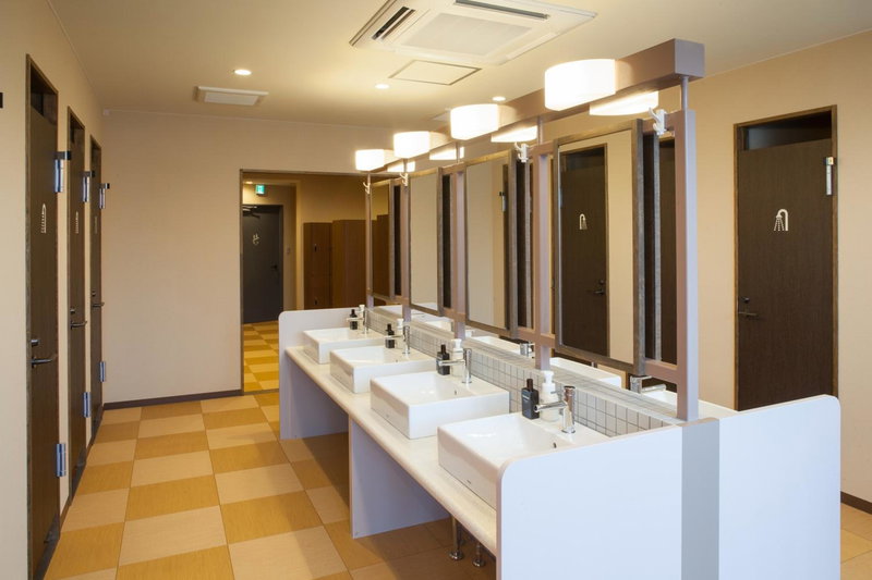 Kanazawa Capsule Hotel Musashimachi, Kanazawa, Japón