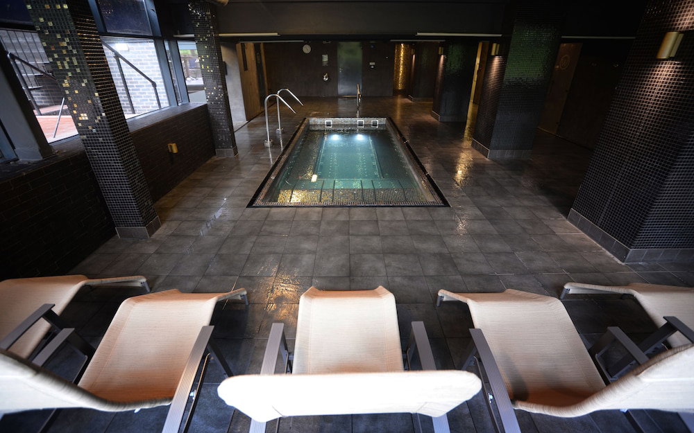 Hotel · Waterside Hotel & Leisure Club, Cheadle Hulme
