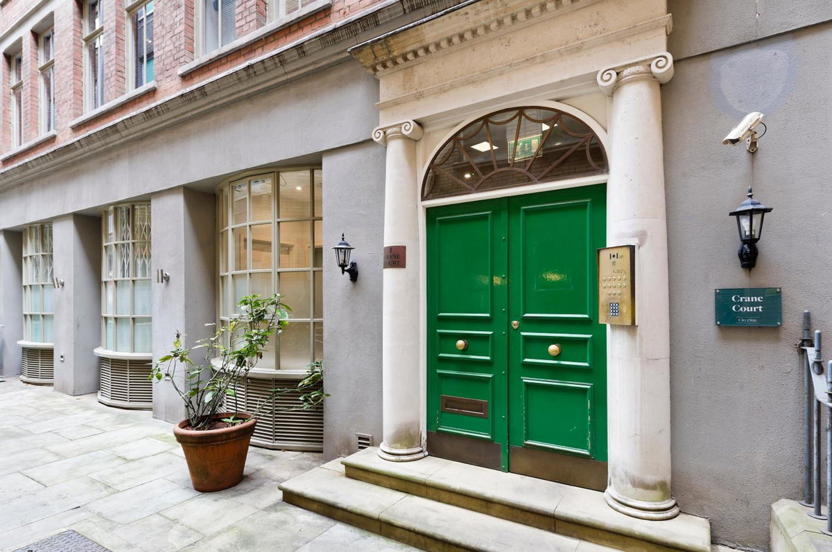 Crane Court by City2Stay, United Kingdom