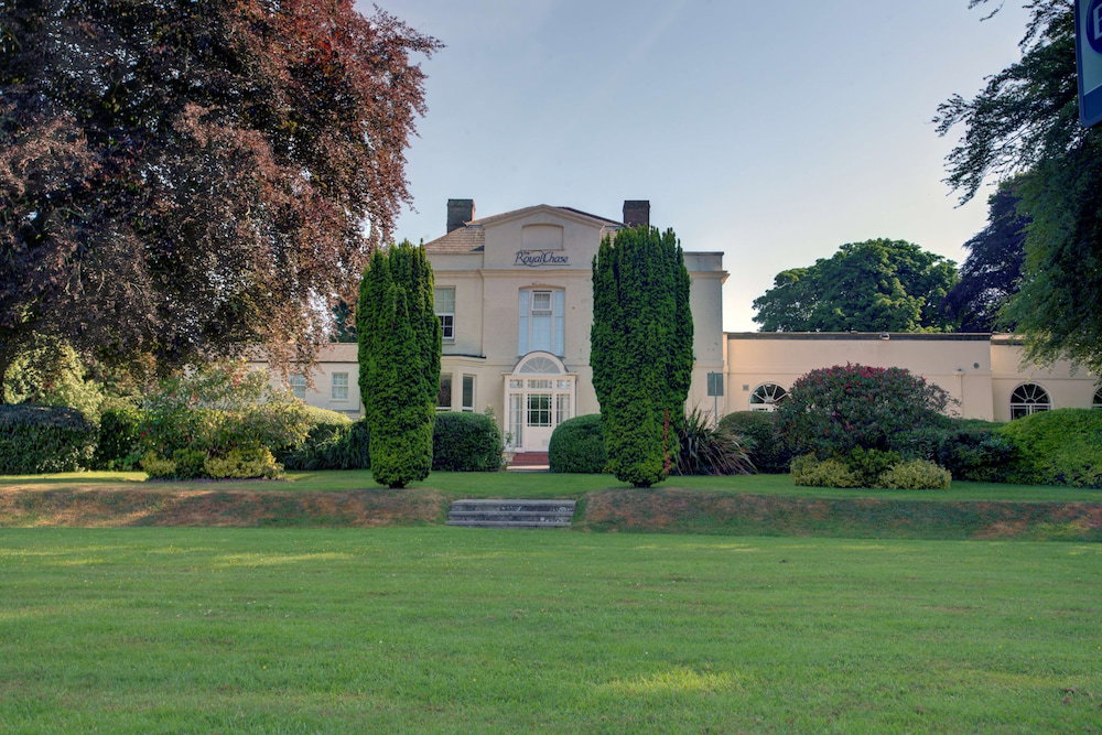 Hotel · Best Western Shaftesbury The Royal Chase Hotel, Shaftesbury