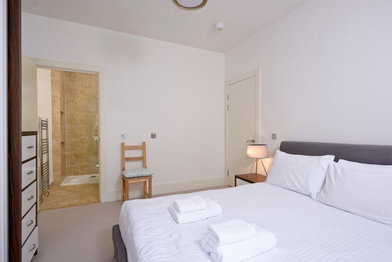 Destiny Scotland - St Andrew Square Apartments, Edinburgh, United Kingdom