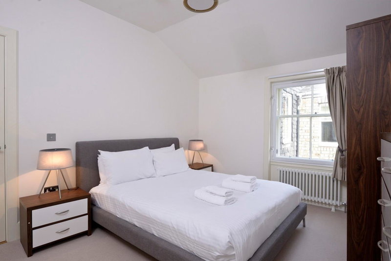 Destiny Scotland - St Andrew Square Apartments, Edinburgh, United Kingdom
