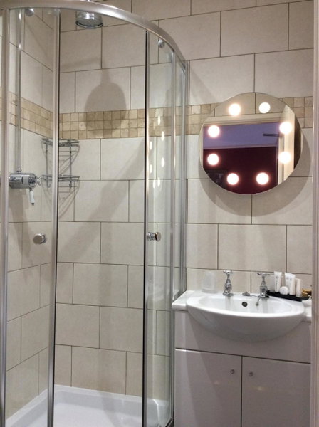 Bedford Hotel, Saltash, Великобритания