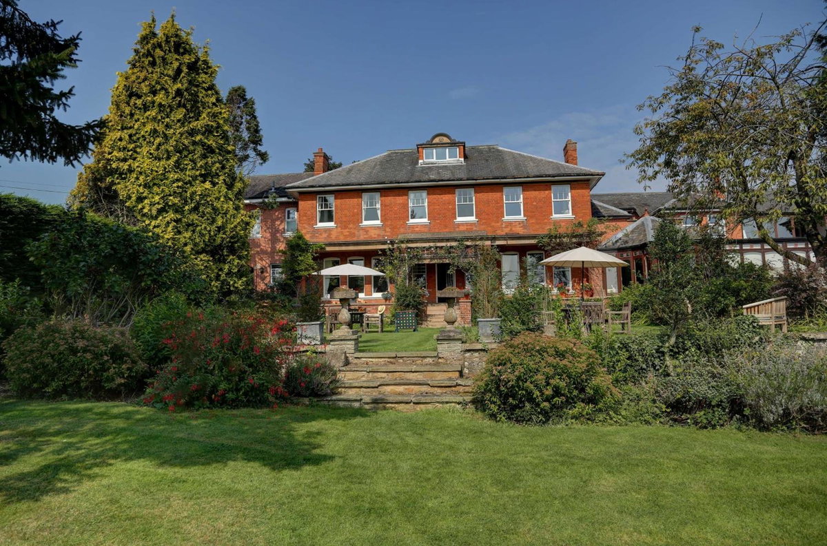 Отель · Best Western Sysonby Knoll Hotel, Melton Mowbray