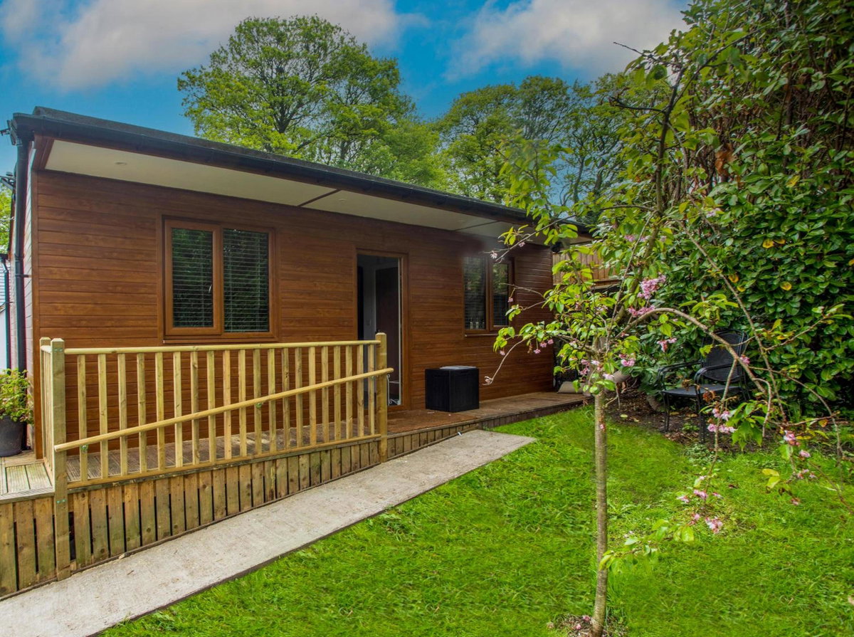 Hotel · The Moon Inn at Stoney Middleton, Fulwood