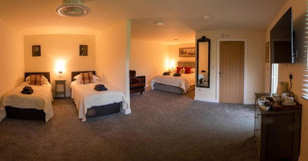 The Moon Inn at Stoney Middleton, Fulwood, United Kingdom
