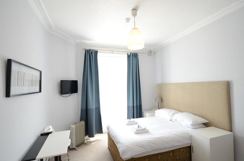 Amber Residence Hotel, London, United Kingdom