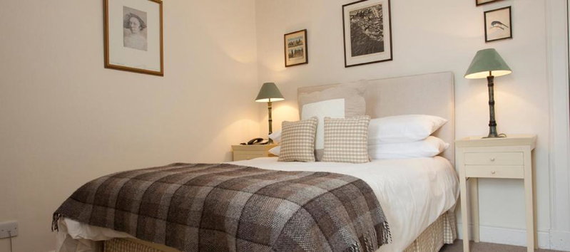 Bridgend Hotel, Bridgend, Великобритания