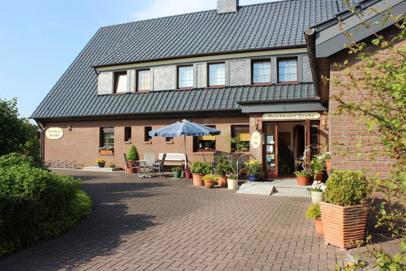 Deichhotel Grube, Langen, Alemania
