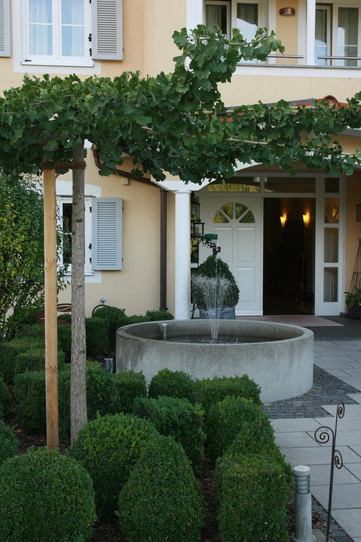 Ampervilla Hotel, Alemania