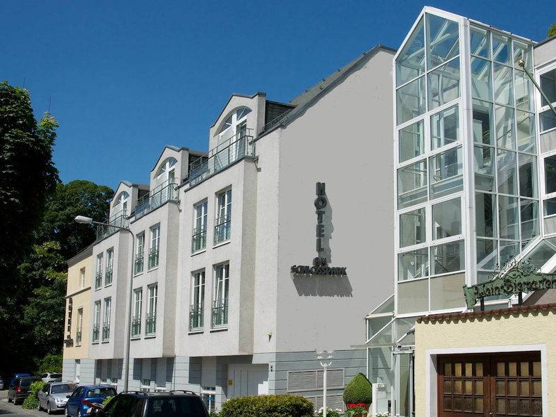 Hotel am Schlosspark, Biebrich, Alemania