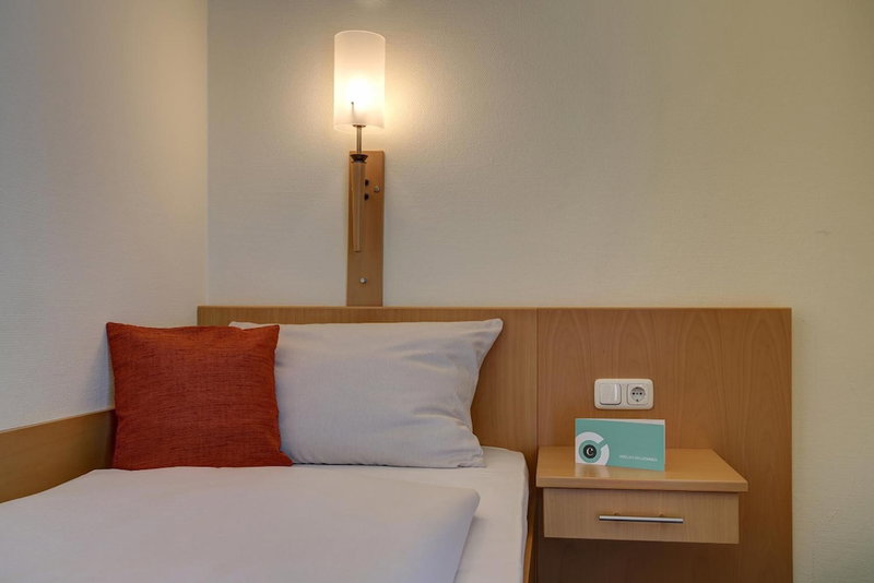 Hotel am Schlosspark, Biebrich, Alemania