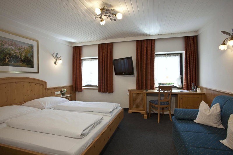 Hotel zur Mühle, Garching, Germany
