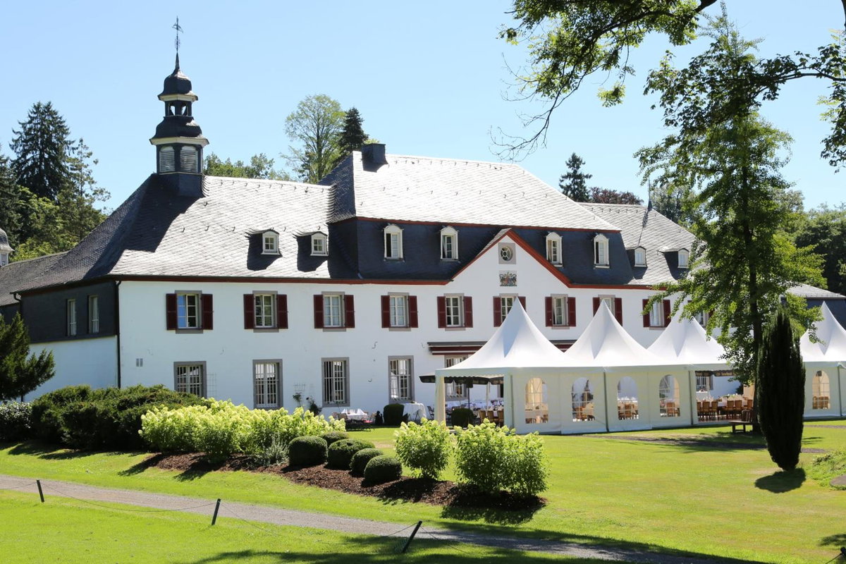 Hotel · Schloss Auel Boutique Hotel & Design Golf Lodge, Overath