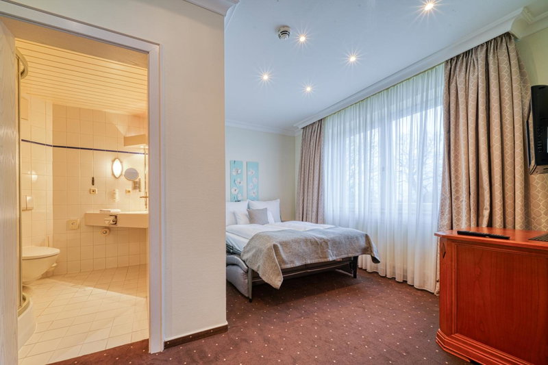 Parkhotel Am Glienberg by Fairway Hotels, Hotel mit Pool und Sauna, Zinnowitz, Germany