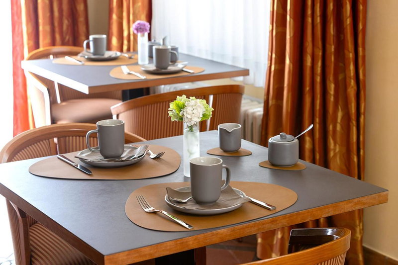 Hotel Regina, Neuehrenfeld, Germany