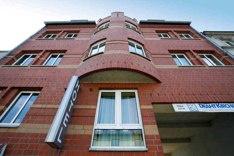 Hotel Regina, Neuehrenfeld, Germany