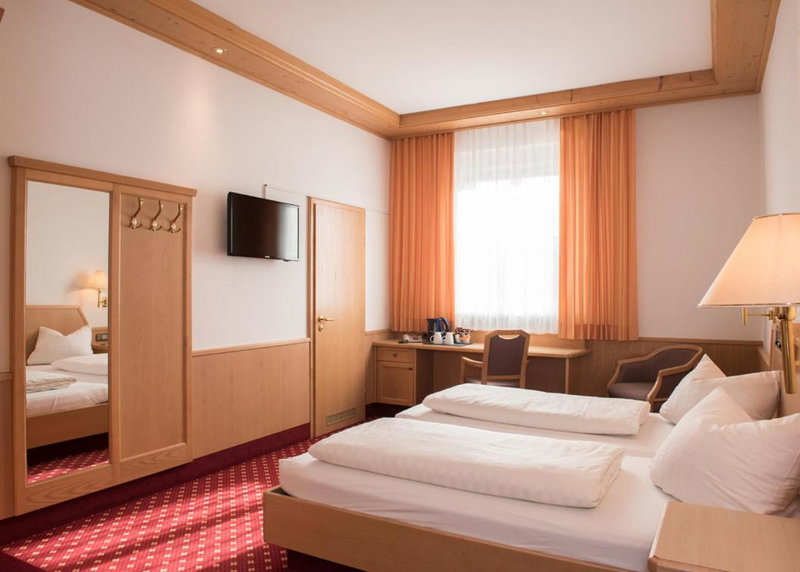 Hotel und Gasthof Soller, Garching, Germany