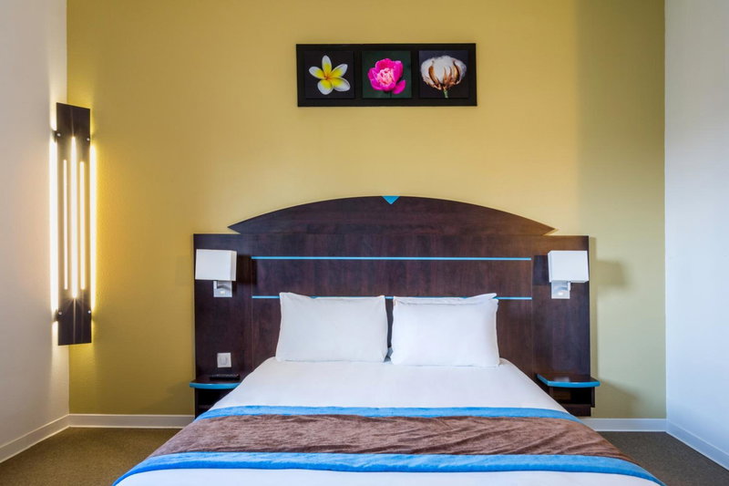 Sure Hotel by Best Western Saint-Amand-Les-Eaux, Saint-Amand-les-Eaux, France