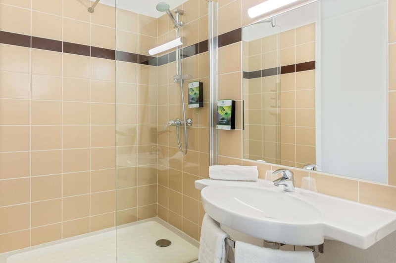 Sure Hotel by Best Western Saint-Amand-Les-Eaux, Saint-Amand-les-Eaux, France