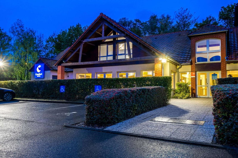 Comfort Hotel Lille Lomme, Lomme, France