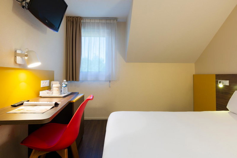 Comfort Hotel Lille Lomme, Lomme, France