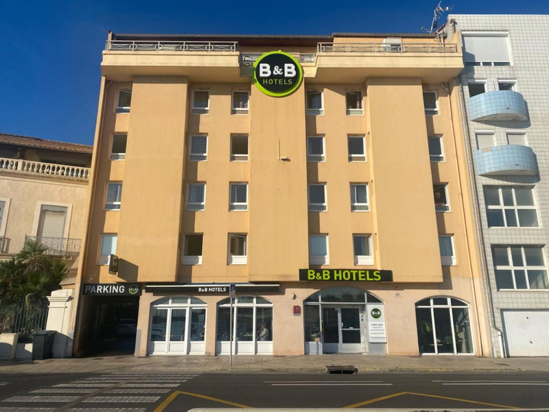 B&B HOTEL Sète Centre Gare, Sete, France