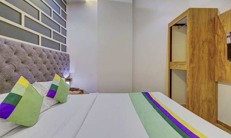 Residhome Puteaux La Defense, Puteaux, France