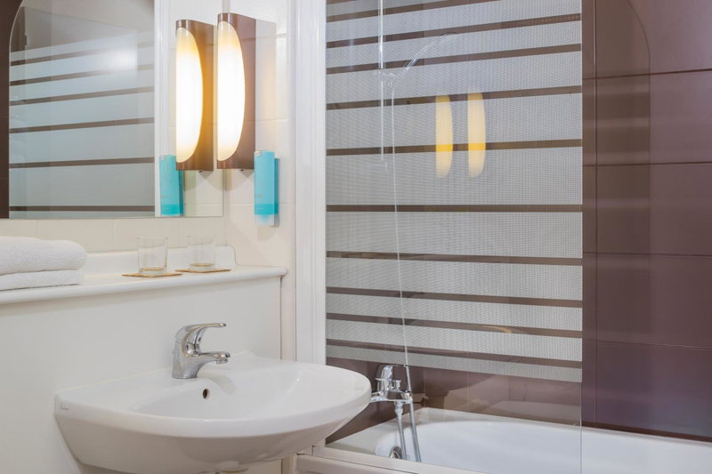 Terre de Provence Hôtel & Spa, Le Pontet, France