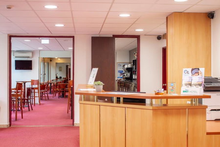 Brit Hotel Bordeaux Aéroport - Le Soretel, Mérignac, France