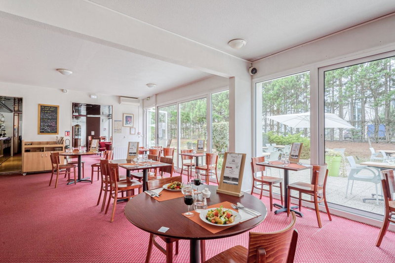 Brit Hotel Bordeaux Aéroport - Le Soretel, Mérignac, France