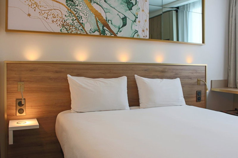 Brit Hotel Bordeaux Aéroport - Le Soretel, Mérignac, France