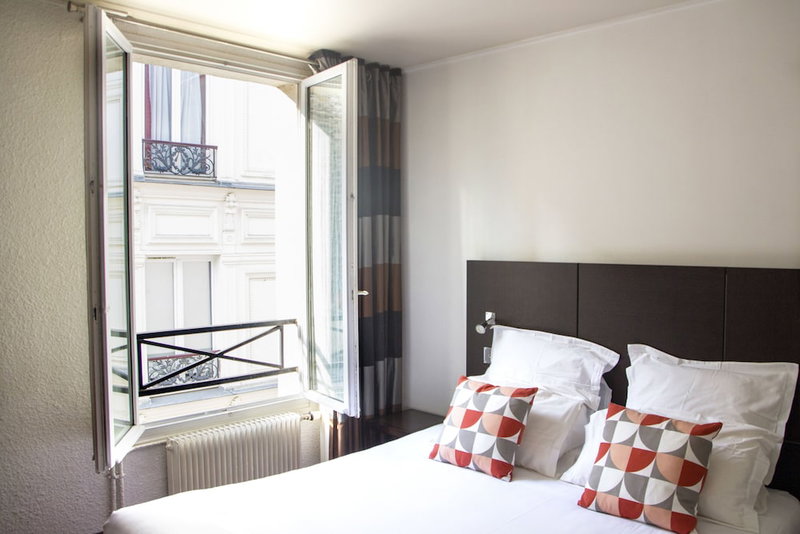 le 55 Montparnasse Hôtel, Montrouge, France