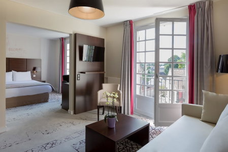 Best Western Blanche De Castille Dourdan, Etampes, France
