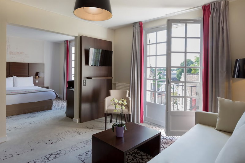 Best Western Blanche De Castille Dourdan, Etampes, France