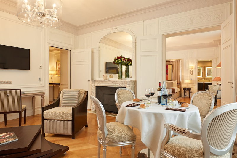 Majestic Apartments Champs Elysées, Neuilly-sur-Seine, Франция