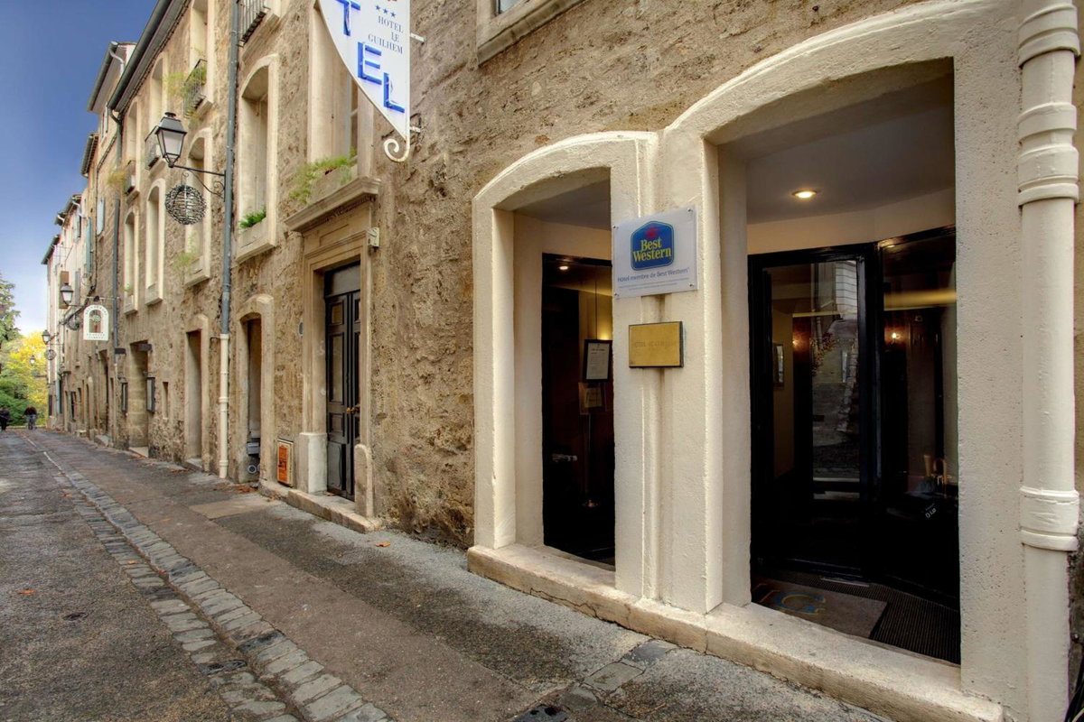 Отель · Best Western Hotel Le Guilhem, Montpellier