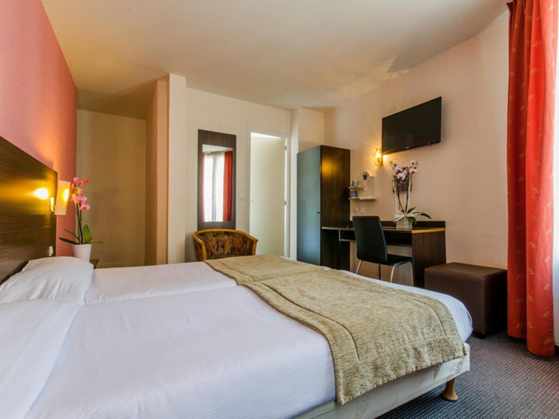 Hotel Arc Paris Porte d'Orléans, Montrouge, France
