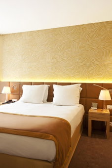 Golden Tulip Avignon Le Paradou, Le Pontet, France
