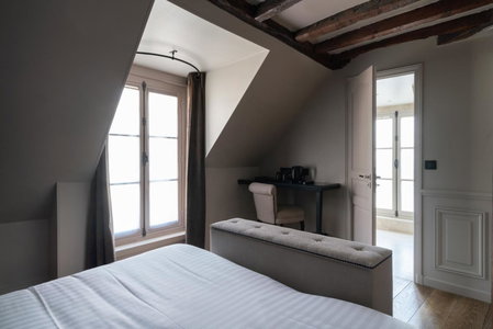 Hotel Saint-Louis en L'Isle - Notre-Dame, Paris, France